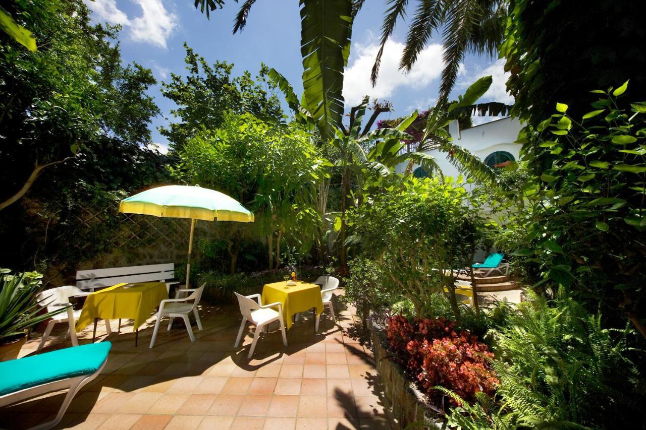 Hotel Villa Angelica Lacco Ameno  Екстер'єр фото