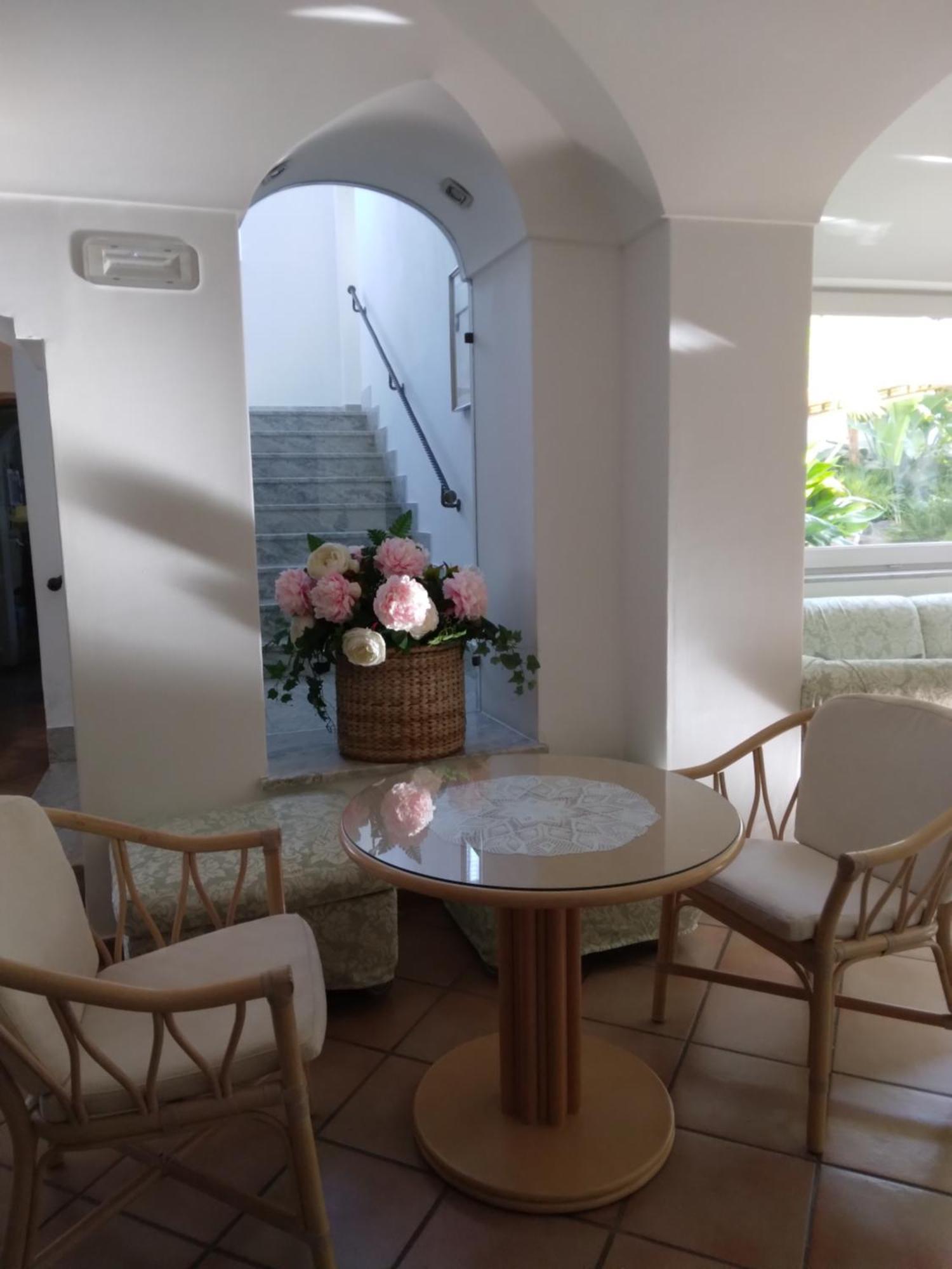 Hotel Villa Angelica Lacco Ameno  Екстер'єр фото