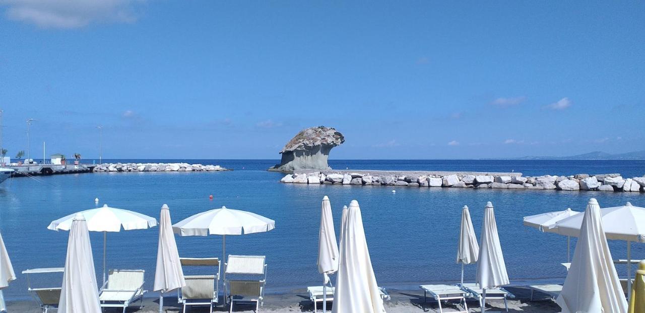 Hotel Villa Angelica Lacco Ameno  Екстер'єр фото